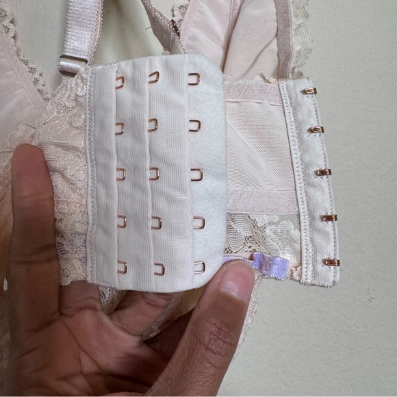 Savage X Fenty Floral Lace Racerback Bralette - Picture 10 of 13